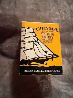 Cutty Sark Scots Whisky Statue of Liberty Collector’s Glass, vintage, new/box